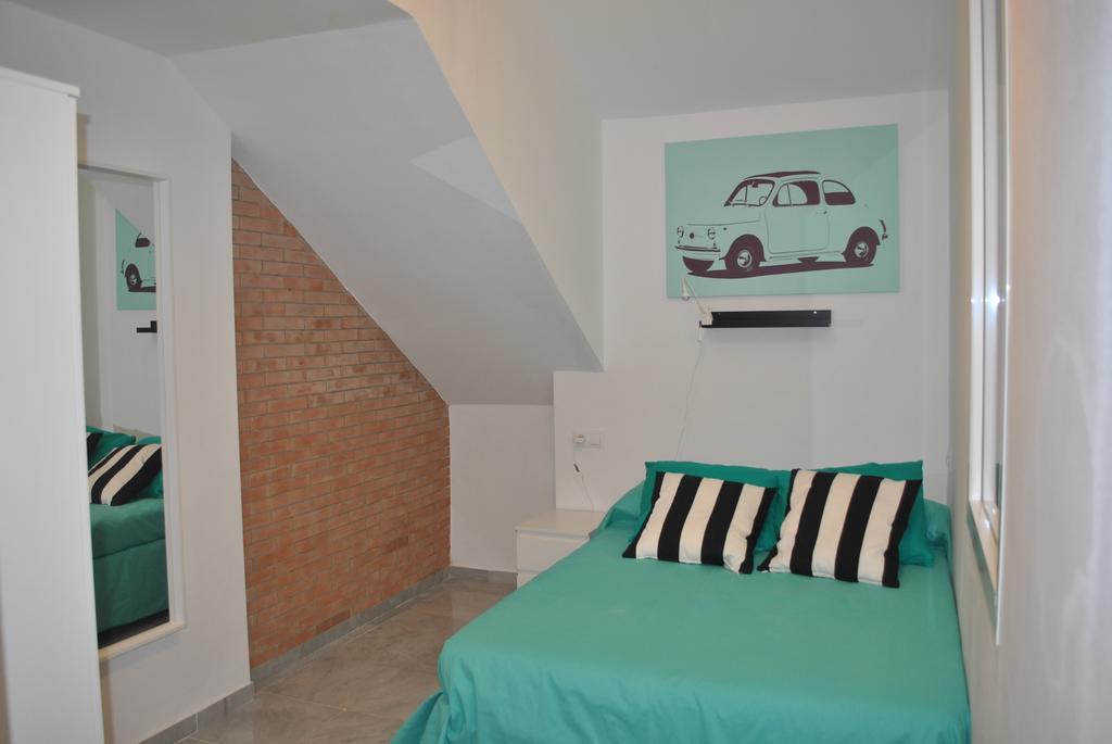 Triana Pelay Suites Sevilla Exteriör bild