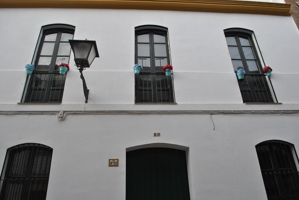 Triana Pelay Suites Sevilla Exteriör bild
