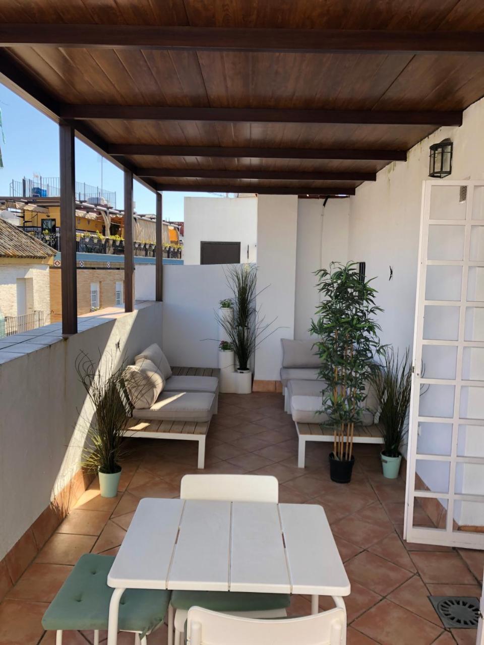 Triana Pelay Suites Sevilla Exteriör bild